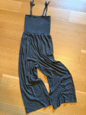 Smocked Strap Wide-Leg Jumpsuit - Charcoal Gray
